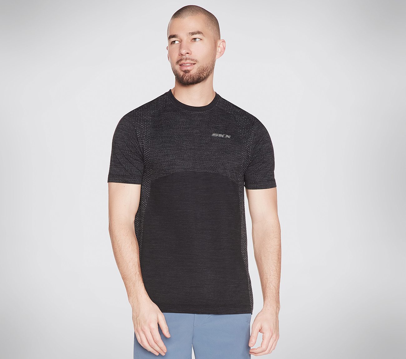 SEAMLESS S/S T-SHIRT, BBBBLACK Apparel Lateral View