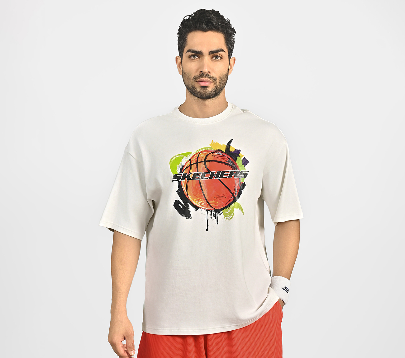 BASKETBALL GRAPHIC T-SHIRT, WHITE Apparel Lateral View