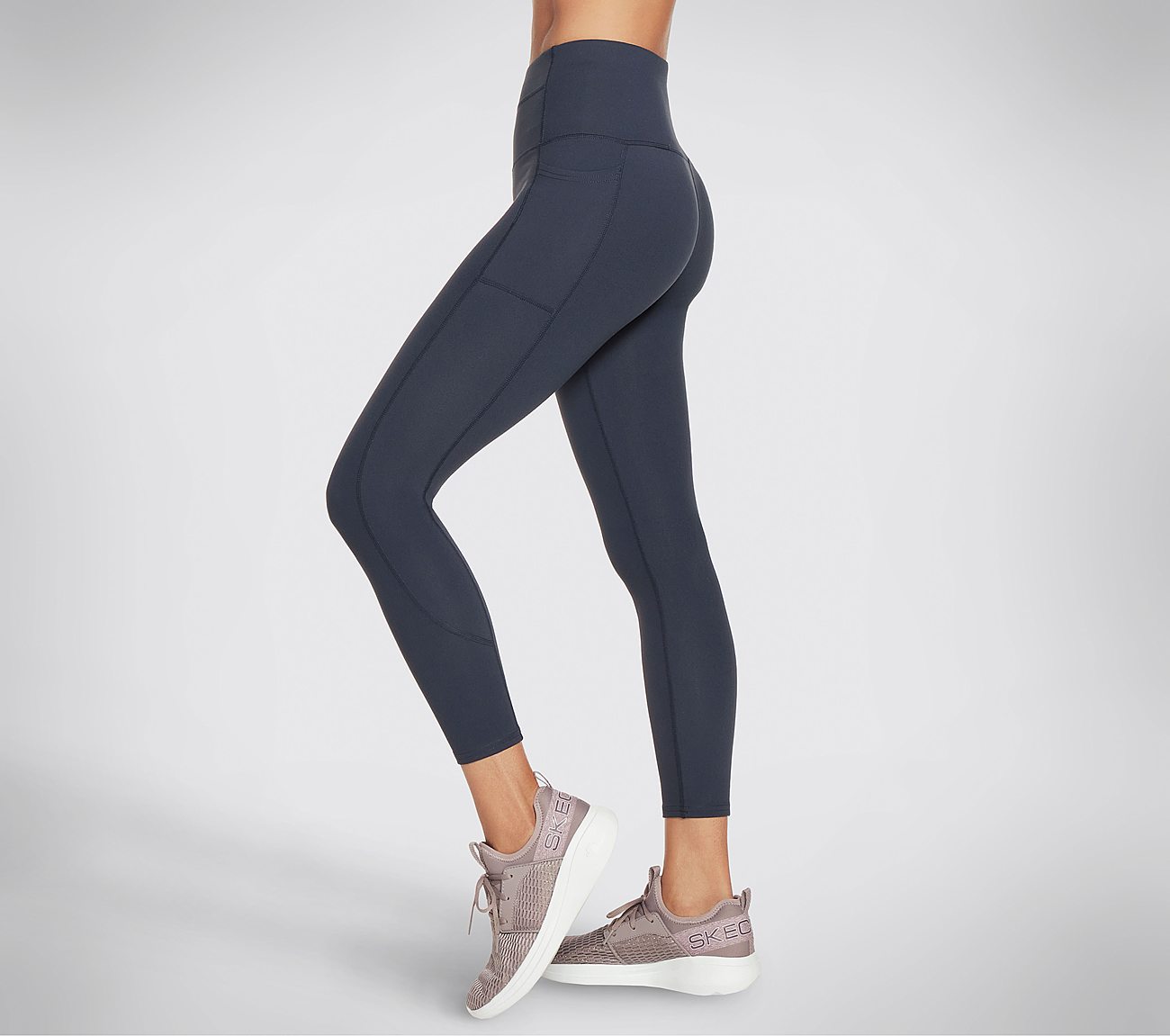 New Balance Dry Black Silver Reflective Capri Yoga Leggings Size Small  pocket