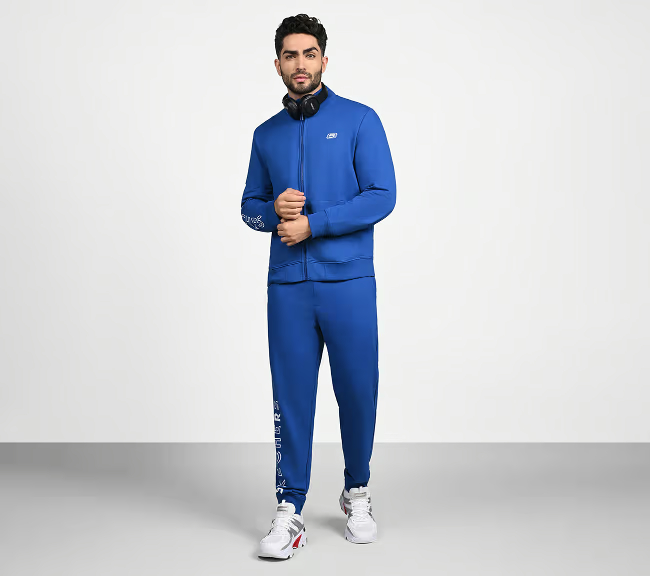 SKECHERS LIFESTYLE JOGGER, ROYAL Apparel Right View