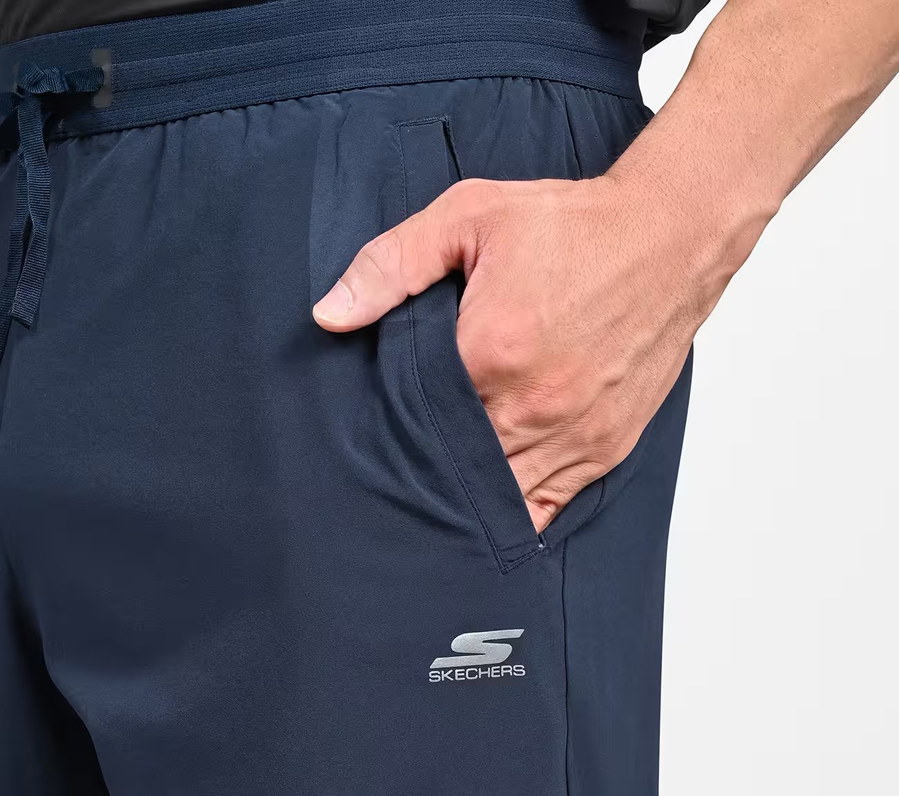 SKECHERS PERFORMANCE SHORTS, NNNAVY Apparel Right View