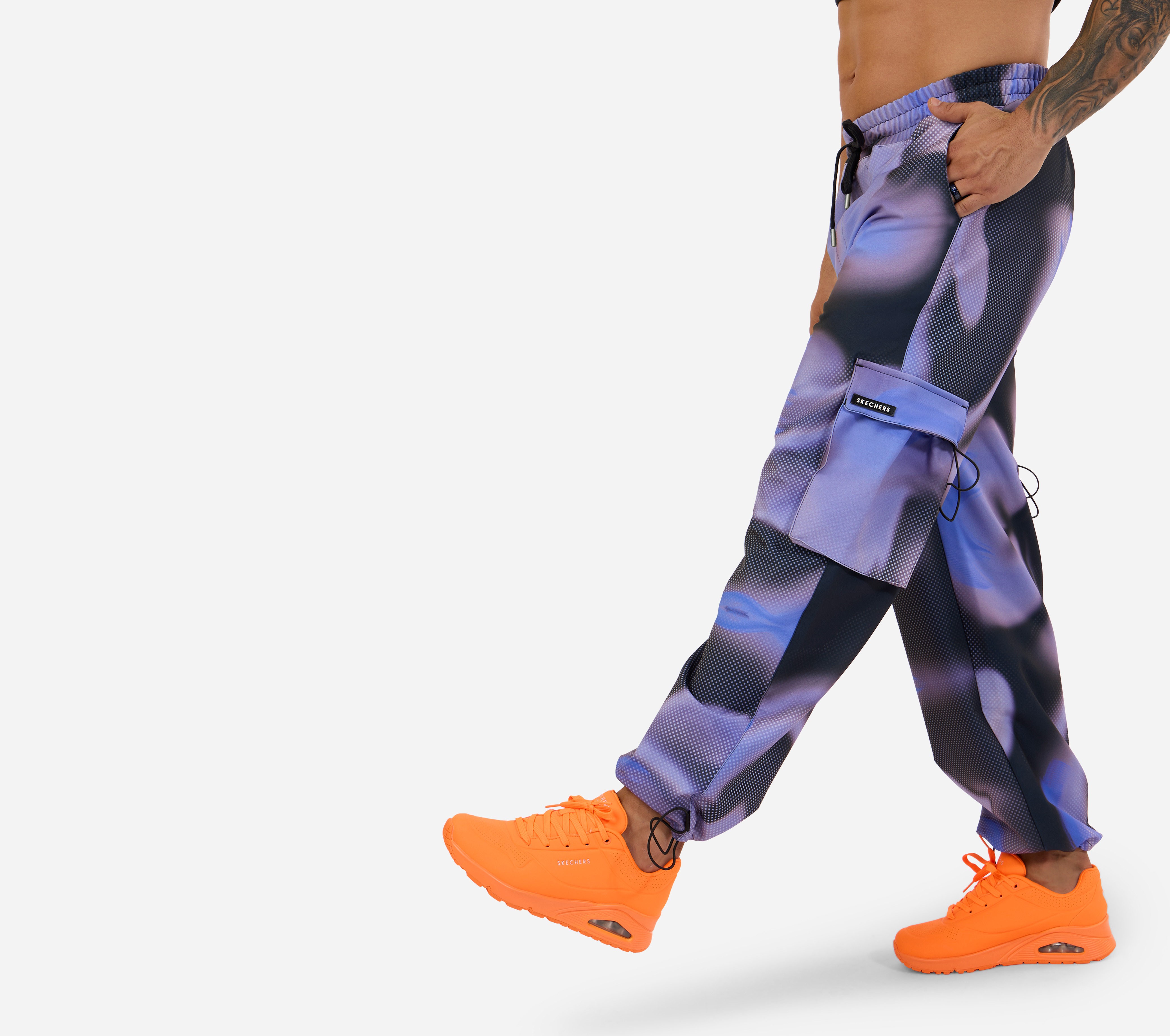 MENS TECHNO PRINT CARGO PANTS, BLK/GRY/ROYAL Apparel Right View