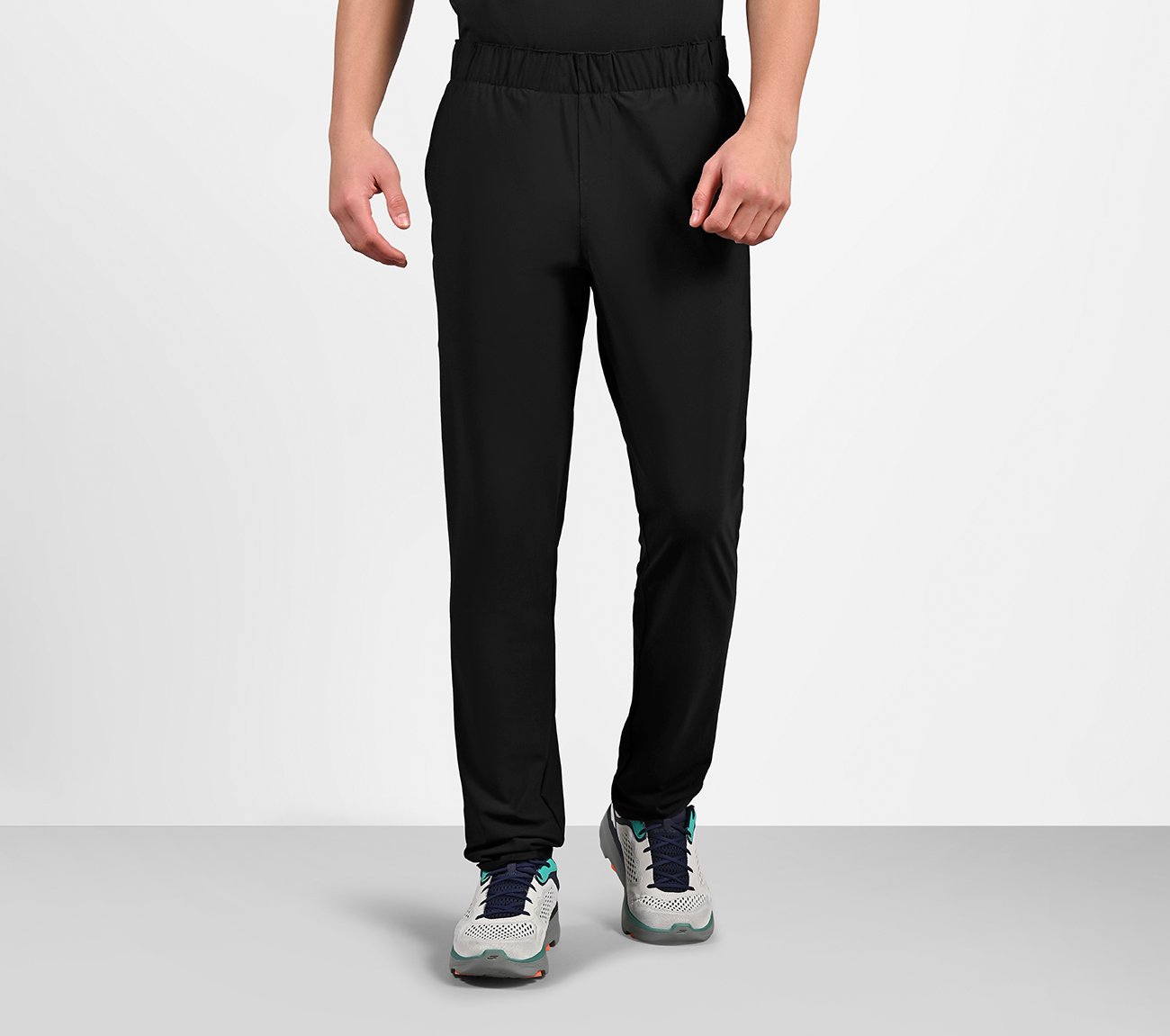 GOSTRETCH ULTRA TAPERED PANT, BLACK Apparel Lateral View