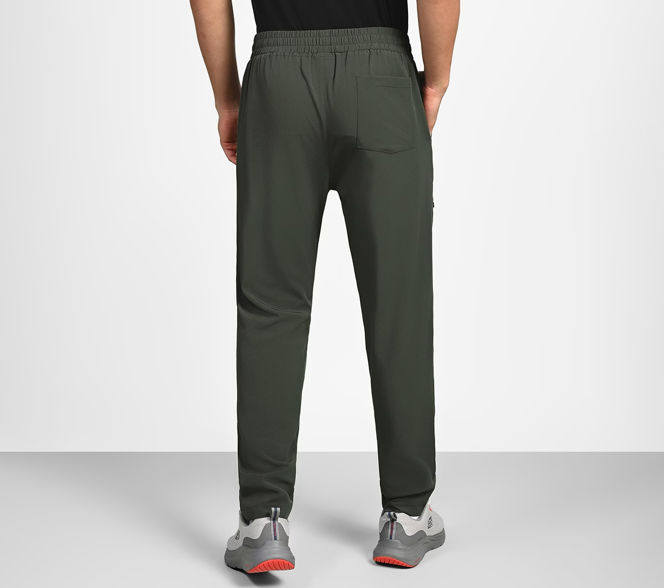 ESSENTIAL WALKER PANTS, OLIVE/BLACK Apparel Left View