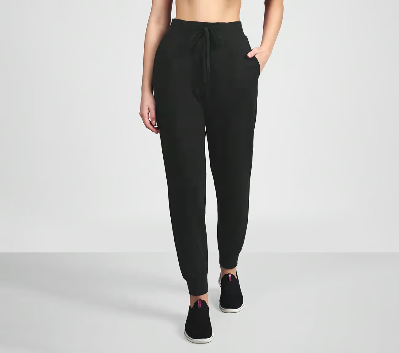 SKECHLUXE RENEW JOGGER, BBBBLACK Apparel Lateral View