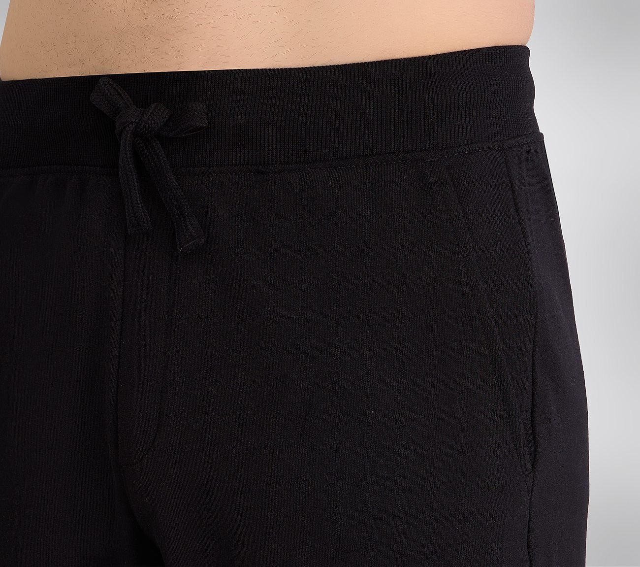 SKECHERS BASIC SHORTS, BLACK Apparel Right View